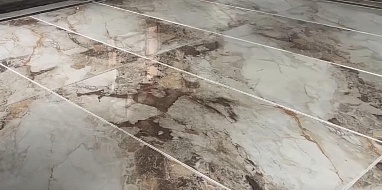 Укладка керамогранита на пол